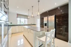 Mornington Drive Winchester SO22 photo 2
