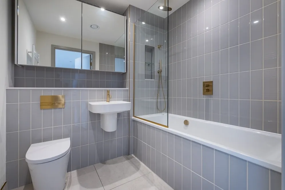 The Eades, 11 Selborne Road London E17 photo 5