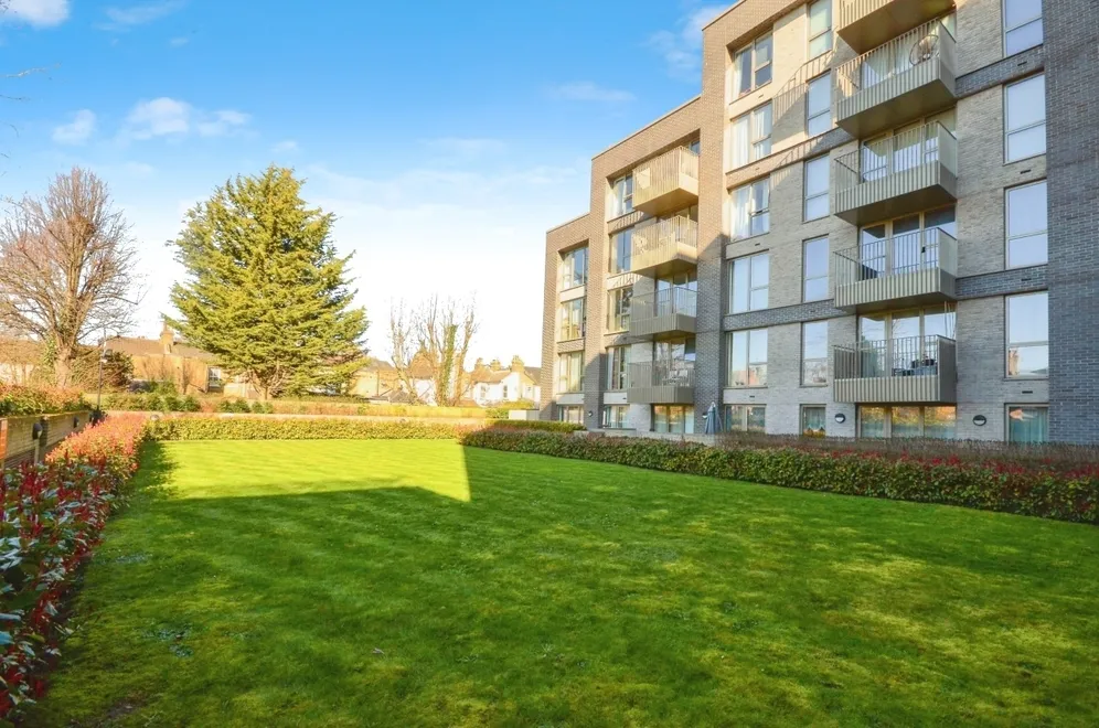 West Street Watford WD17 photo 9