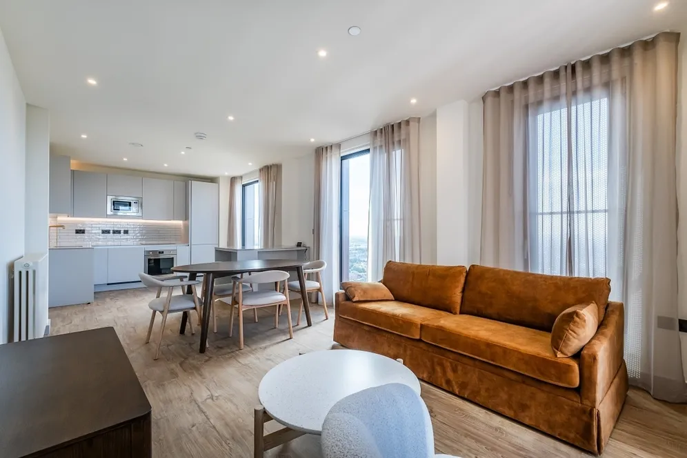 The Eades, 11 Selborne Road London E17 photo 3