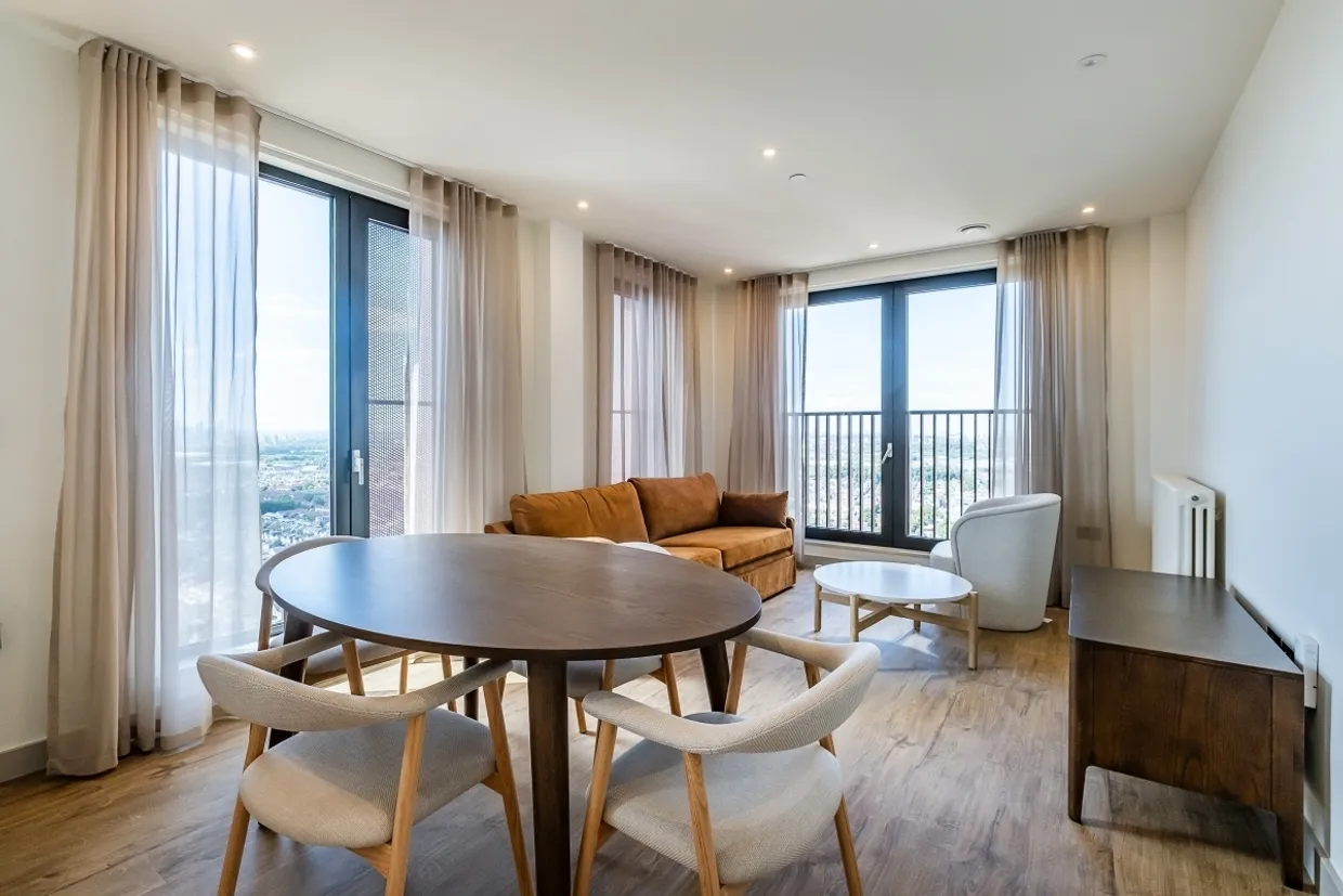 The Eades, 11 Selborne Road London E17 photo 5