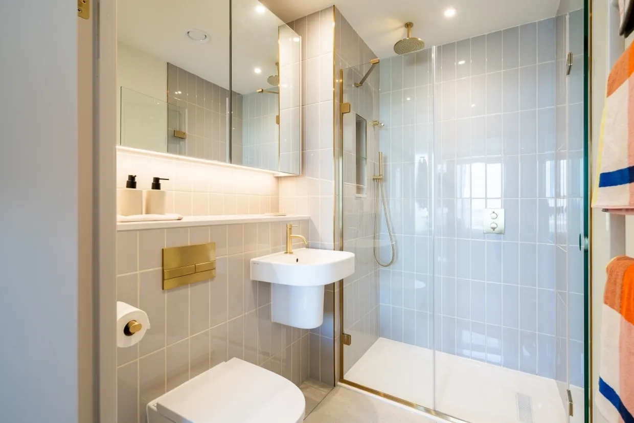 The Eades, 11 Selborne Road London E17 photo 6