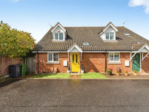 Oakleigh Drive, Swaffhamphoto