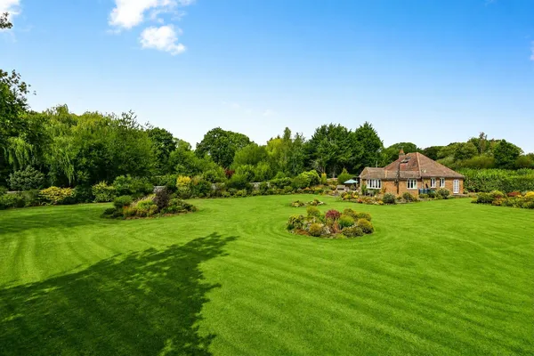 Hammer Lane, Vines Cross, Heathfield,...