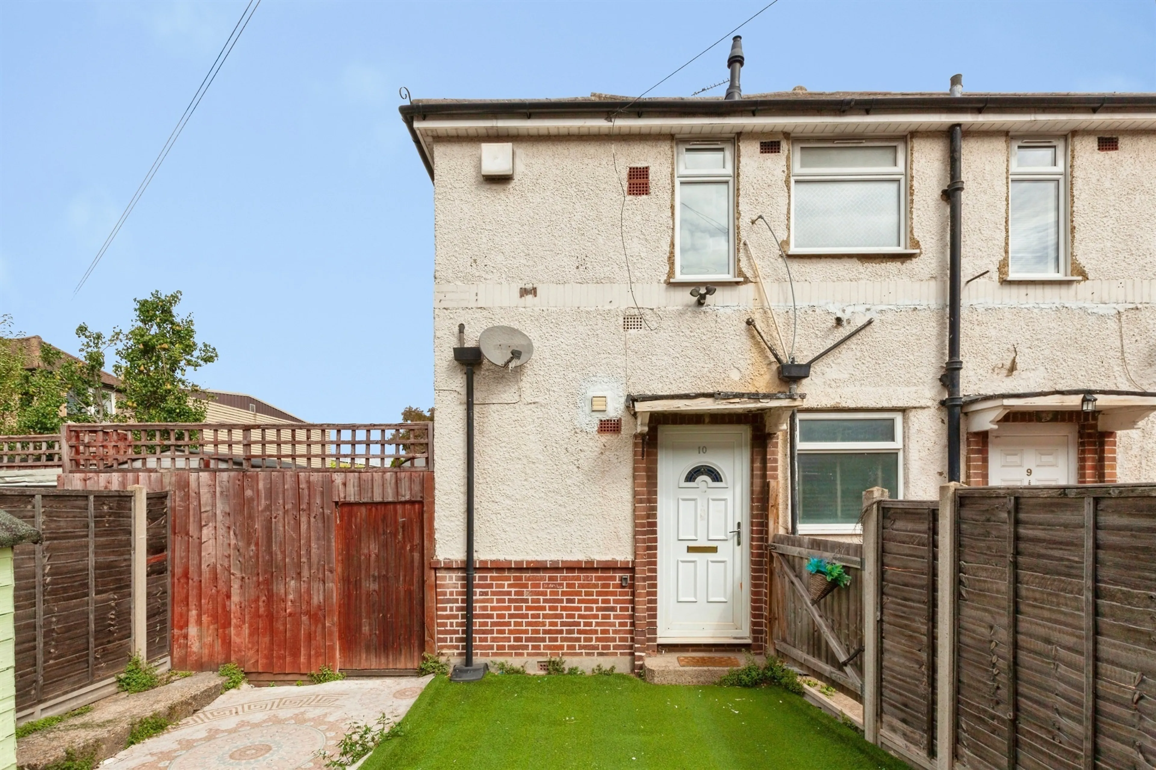Property photo 0