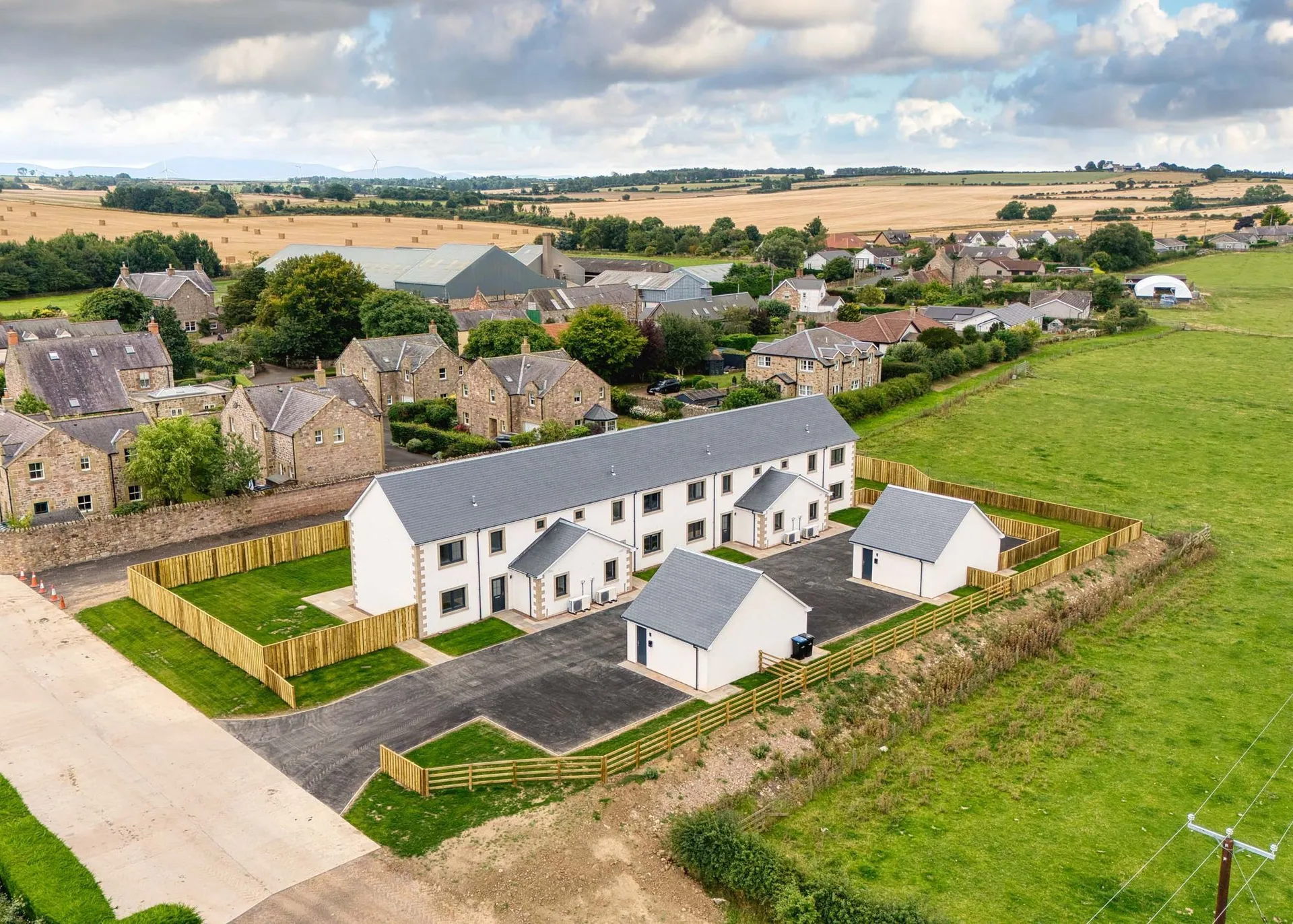 Property photo top 0