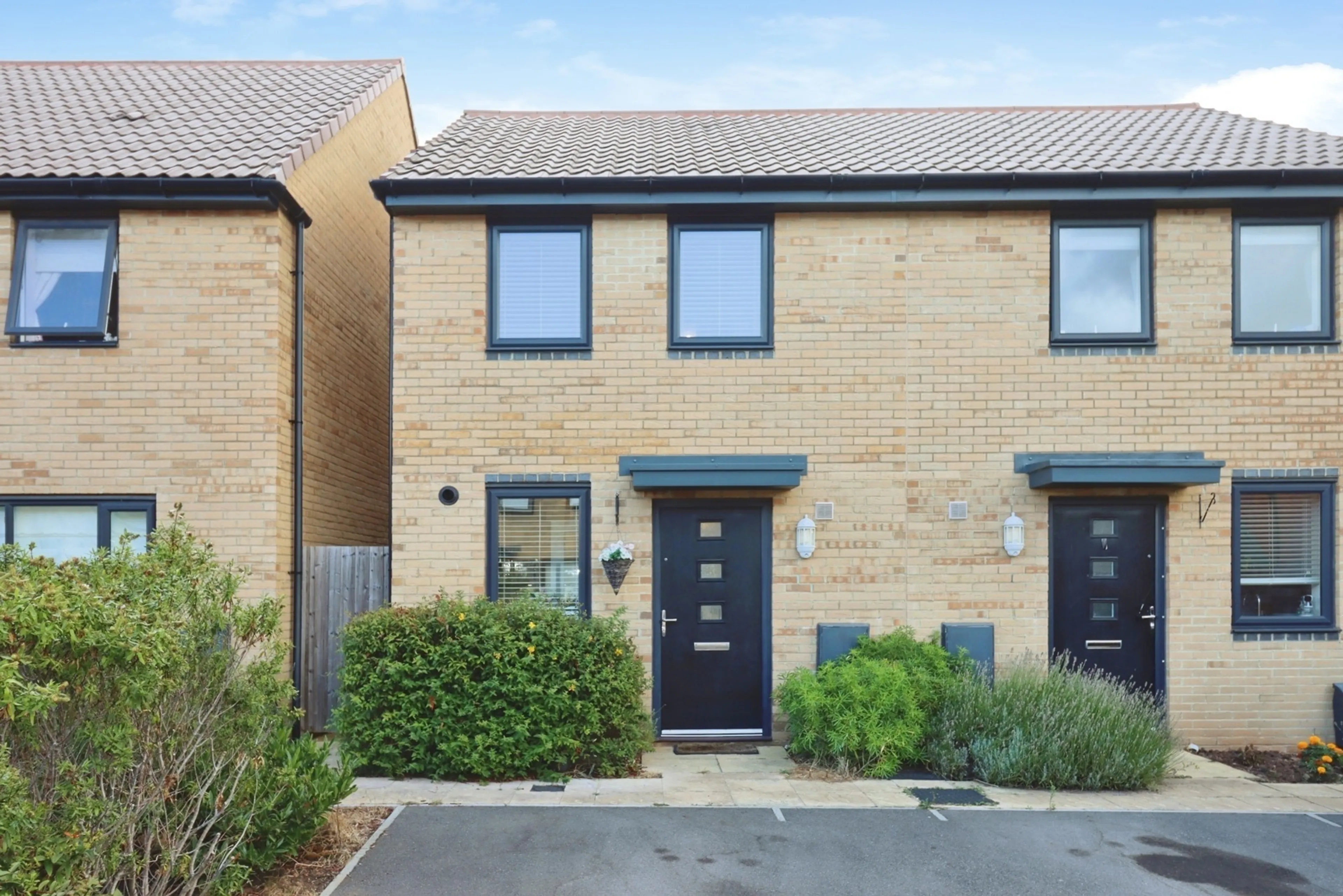 Property photo 0