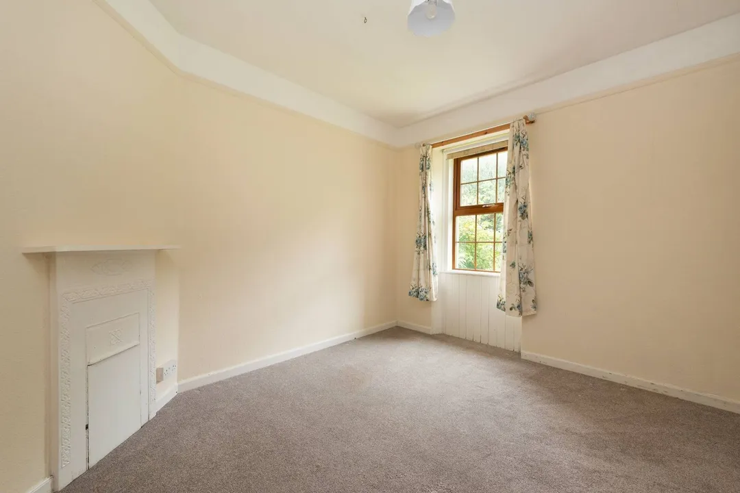 https://mr0.homeflow-assets.co.uk/files/photo/image/48115/1475/_x_/80138_E_Unthank_FC-007.jpg