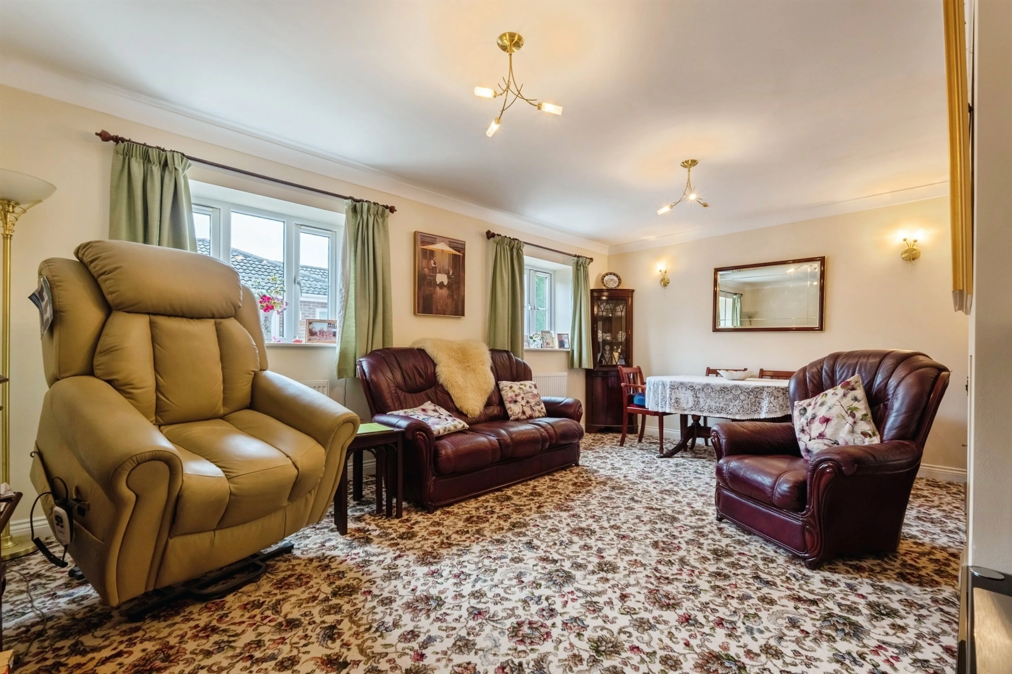 Property at Holm Oak Gardens, Swaffham