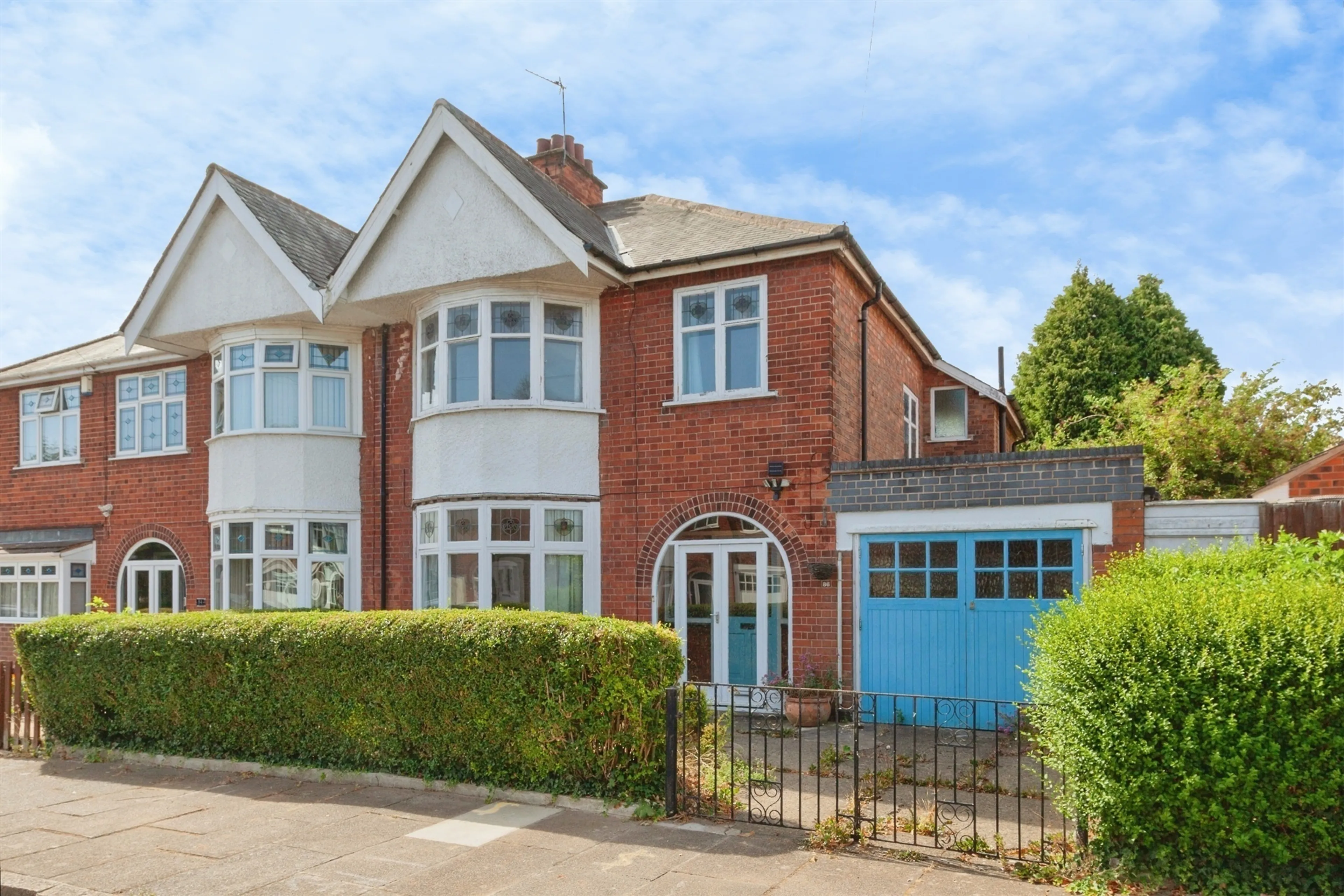 Property photo 0