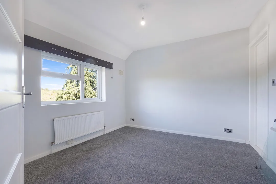 https://mr0.homeflow-assets.co.uk/files/photo/image/48115/8038/_x_/24017_rdhacb_1473122623_IMG_6.jpg