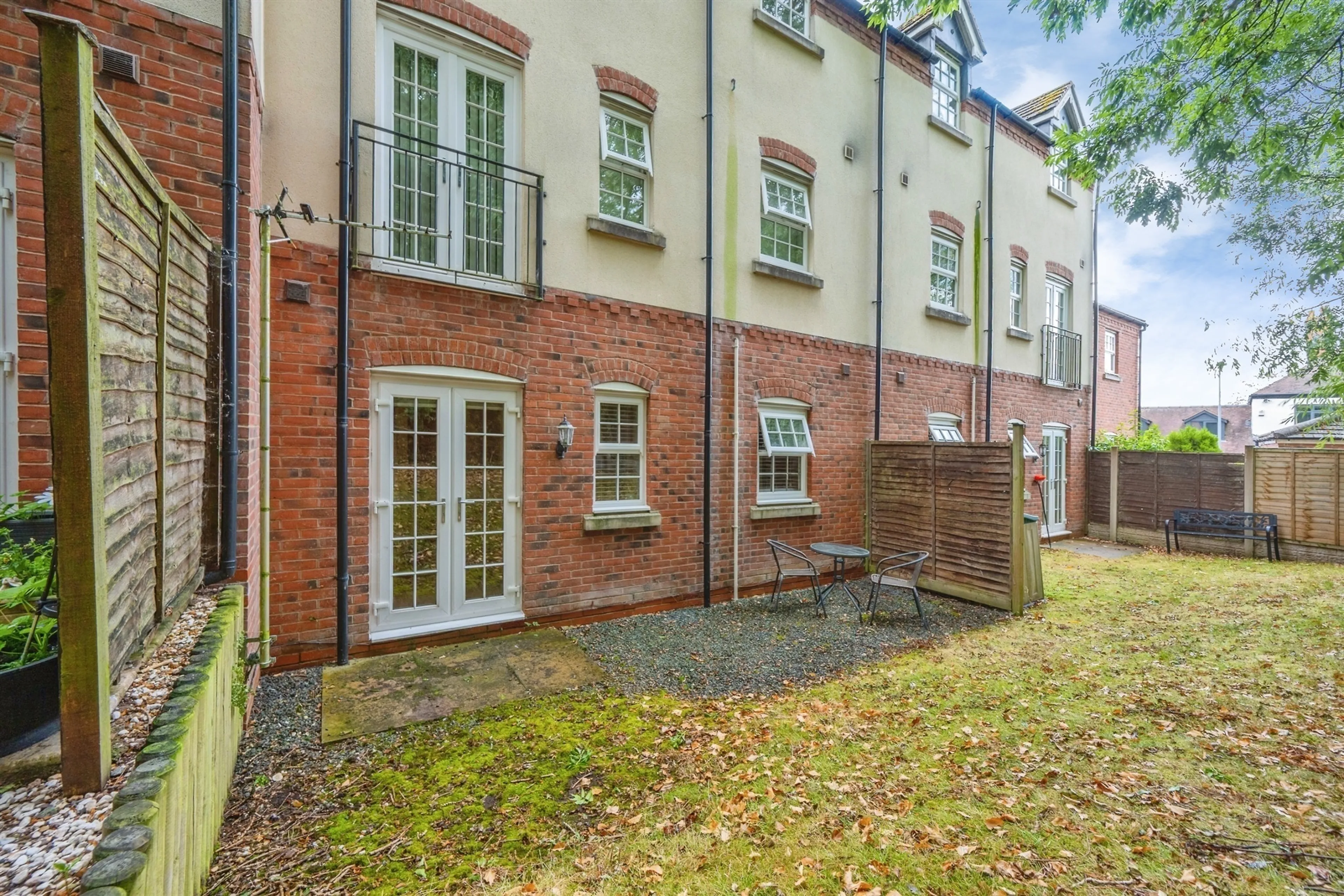 Property photo 0