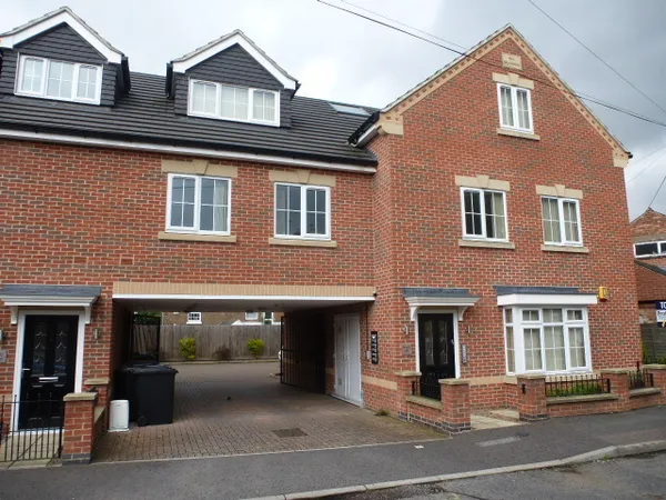 Heath Avenue, Littleover, DE23 6DJ