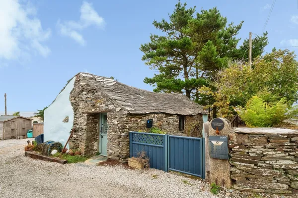 Bossiney, Tintagel, Cornwall, PL34