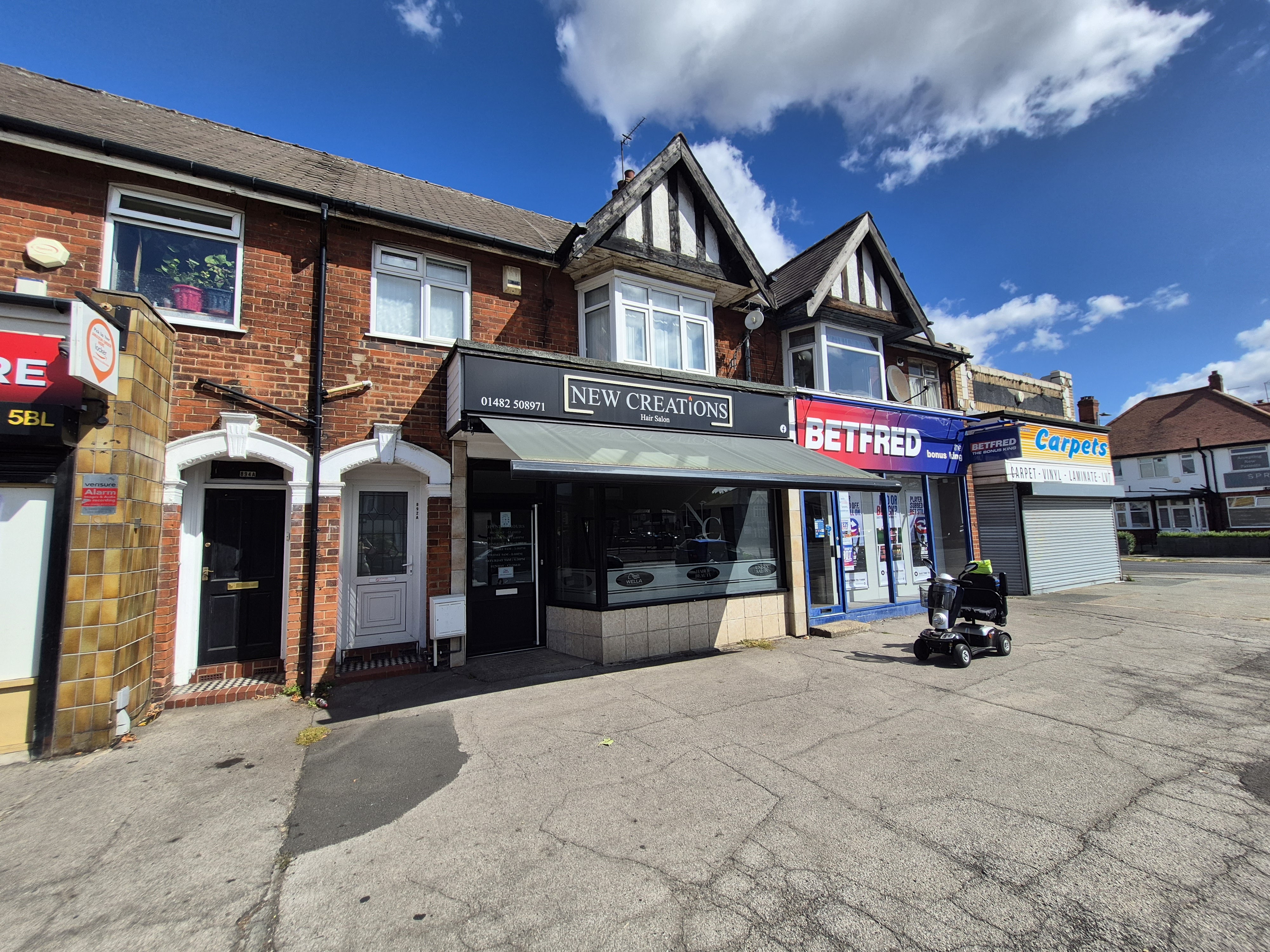 Flat 892a Spring Bank West Image 1