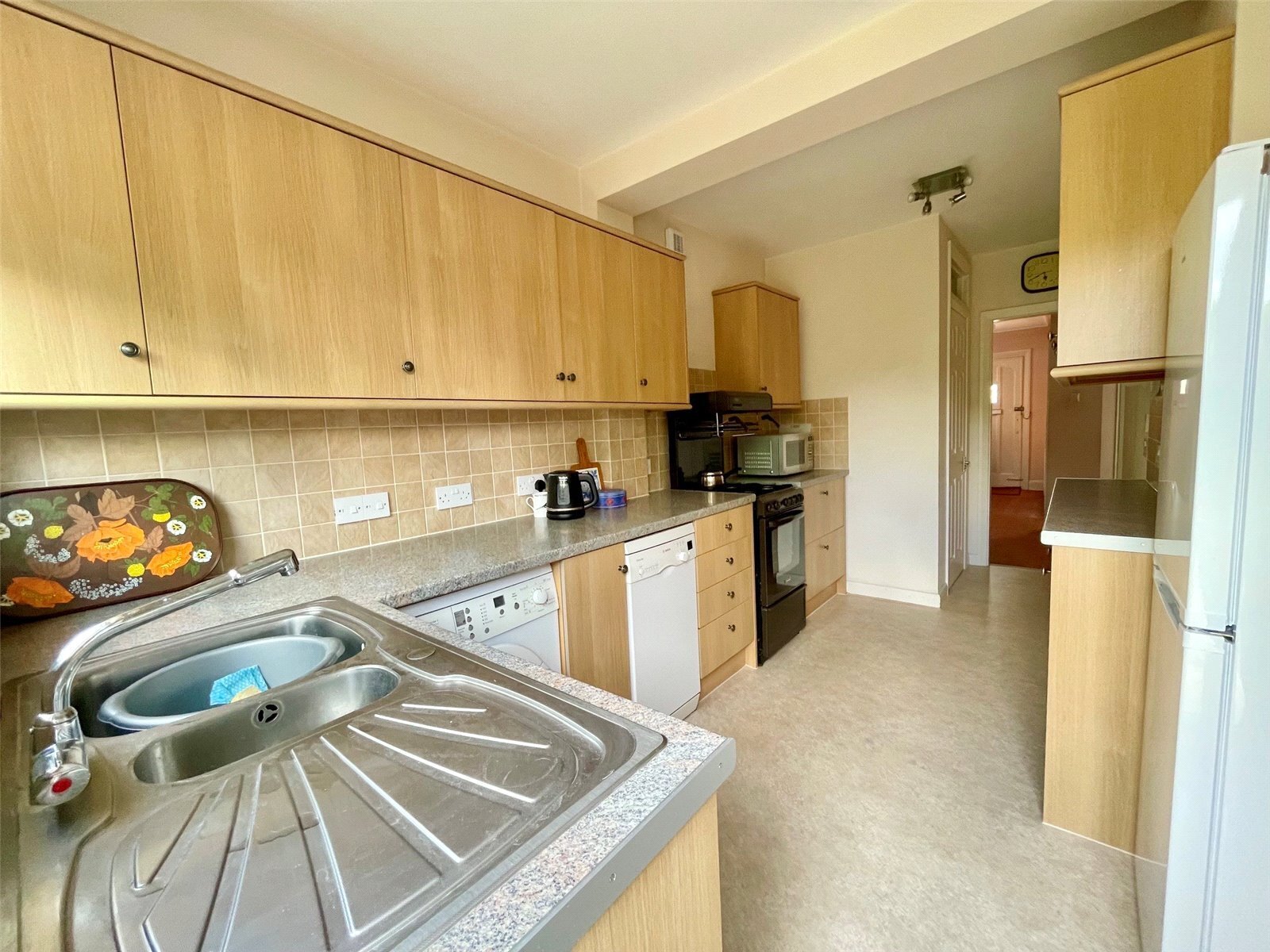 Flemming Avenue, Leigh-on-Sea, Essex, SS9 Image 7