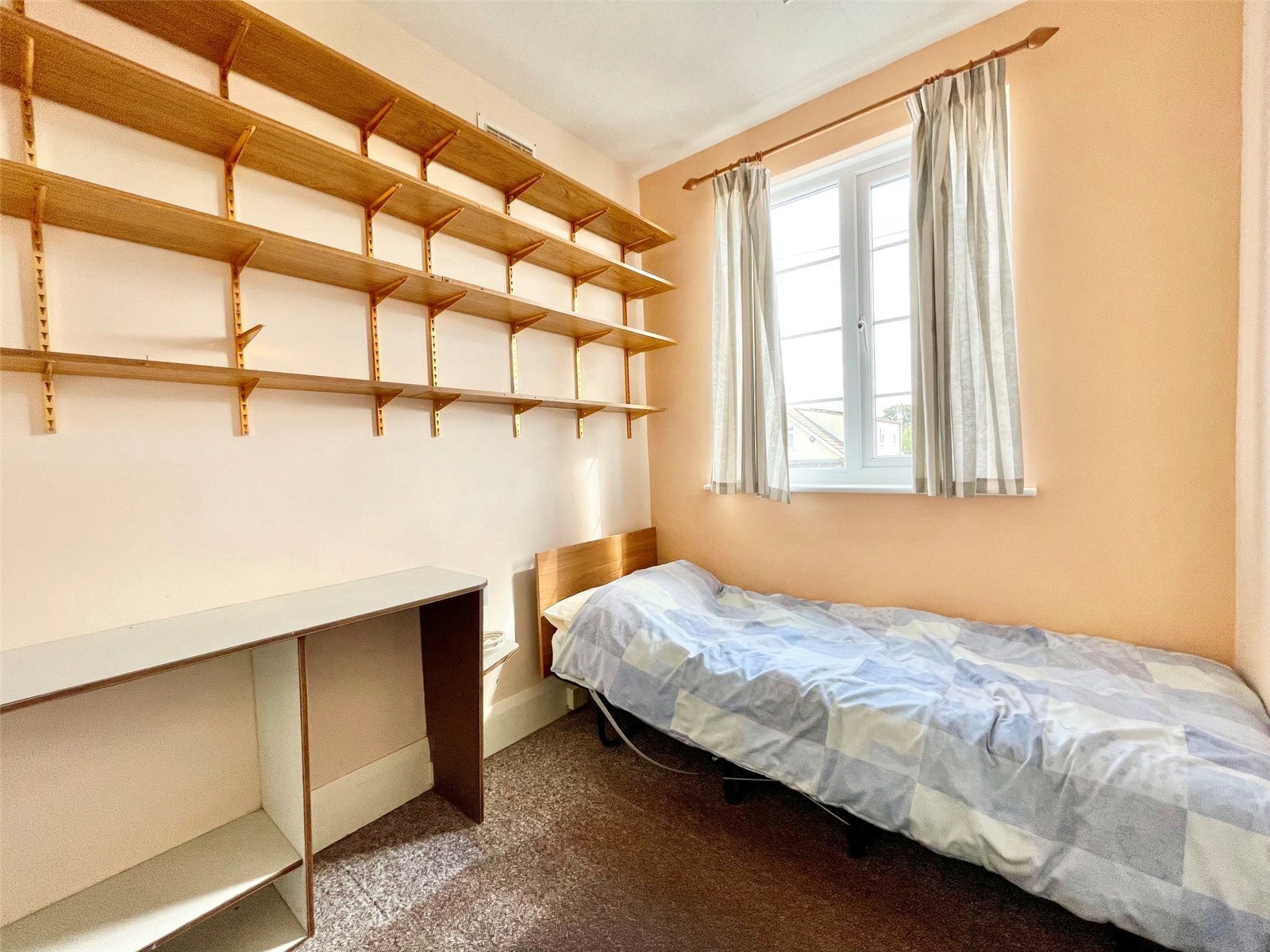 Flemming Avenue, Leigh-on-Sea, Essex, SS9 Image 11