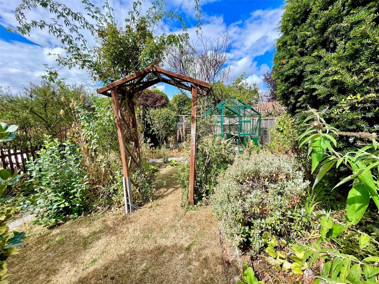 Flemming Avenue, Leigh-on-Sea, Essex, SS9 Image 13