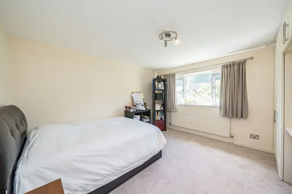 Milner Drive, Cobham, KT11 photo 7