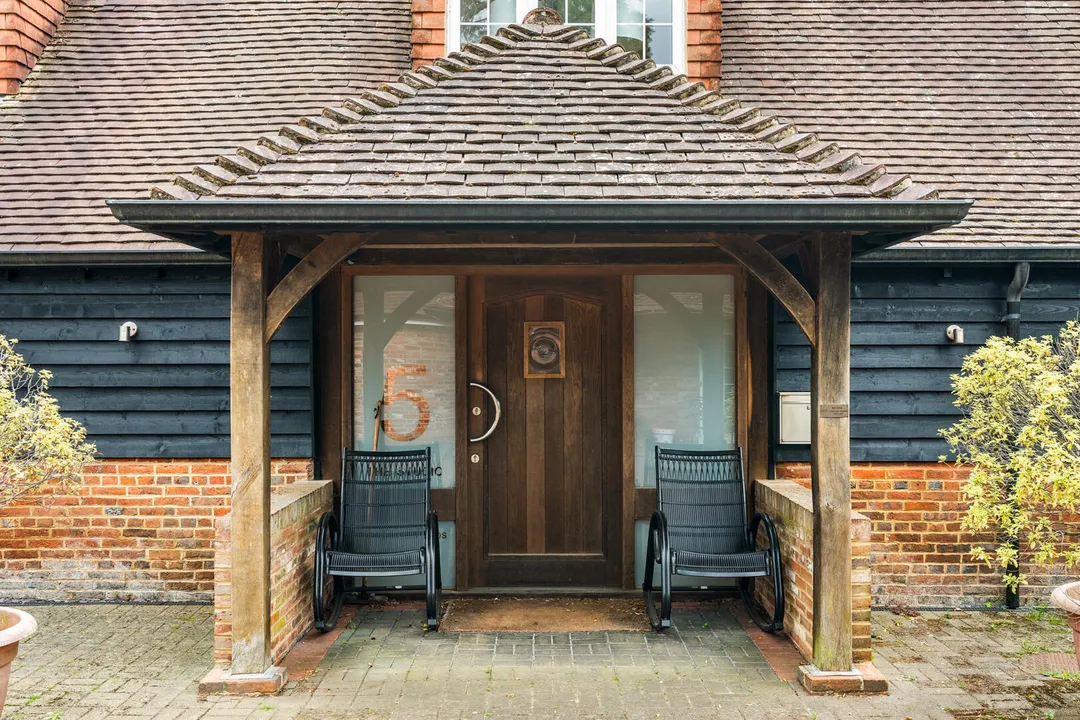 https://mr0.homeflow-assets.co.uk/files/photo/image/48116/5336/_x_/8SA5kWjSLkS3TOHtJkGw_Q.jpg