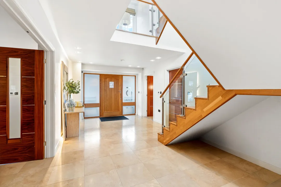 https://mr0.homeflow-assets.co.uk/files/photo/image/48116/5338/_x_/21u9P02NSkOWeakbt2bHfw.jpg