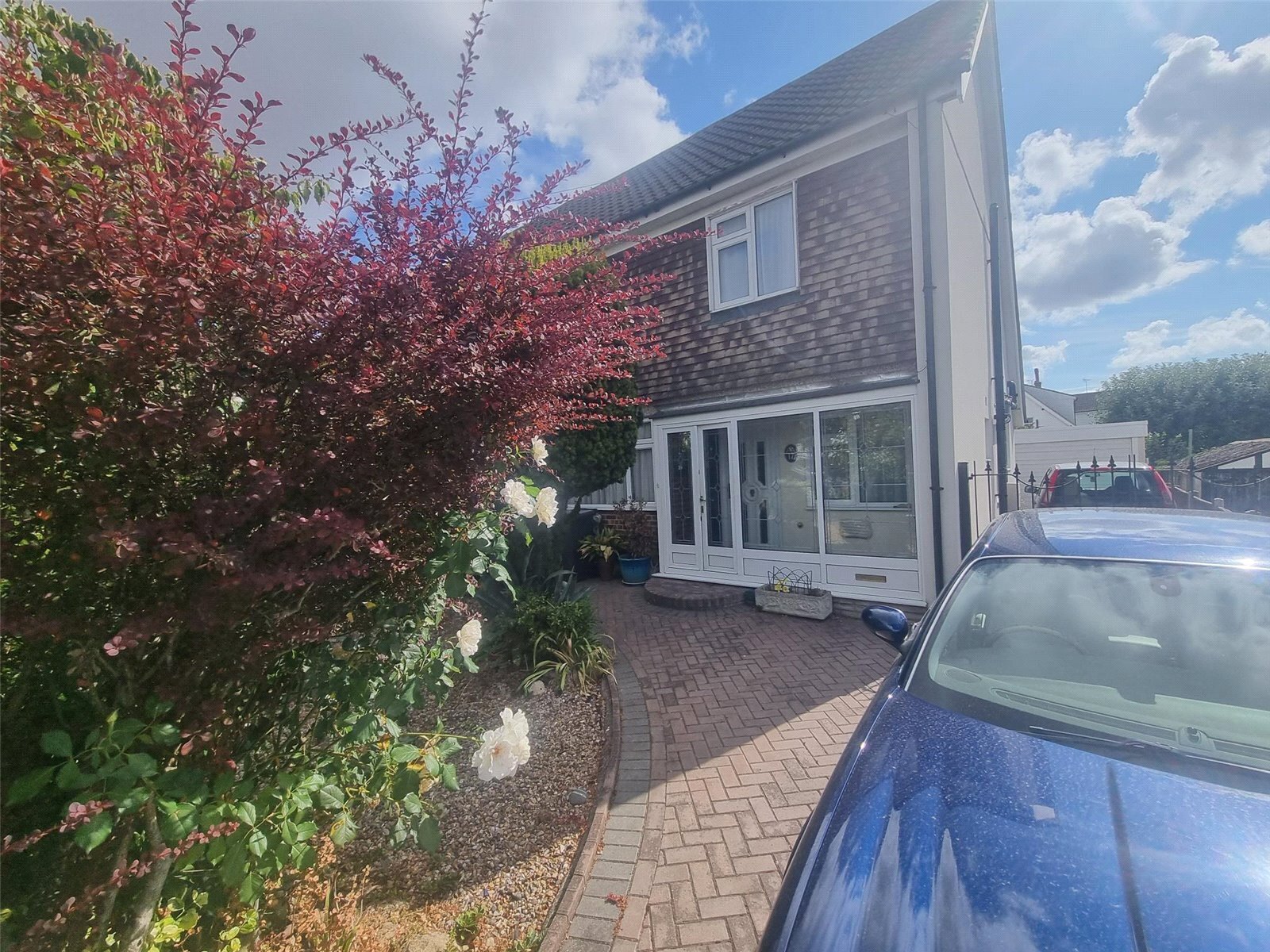 Kingswood Crescent, Rayleigh, Essex, SS6 Image 1