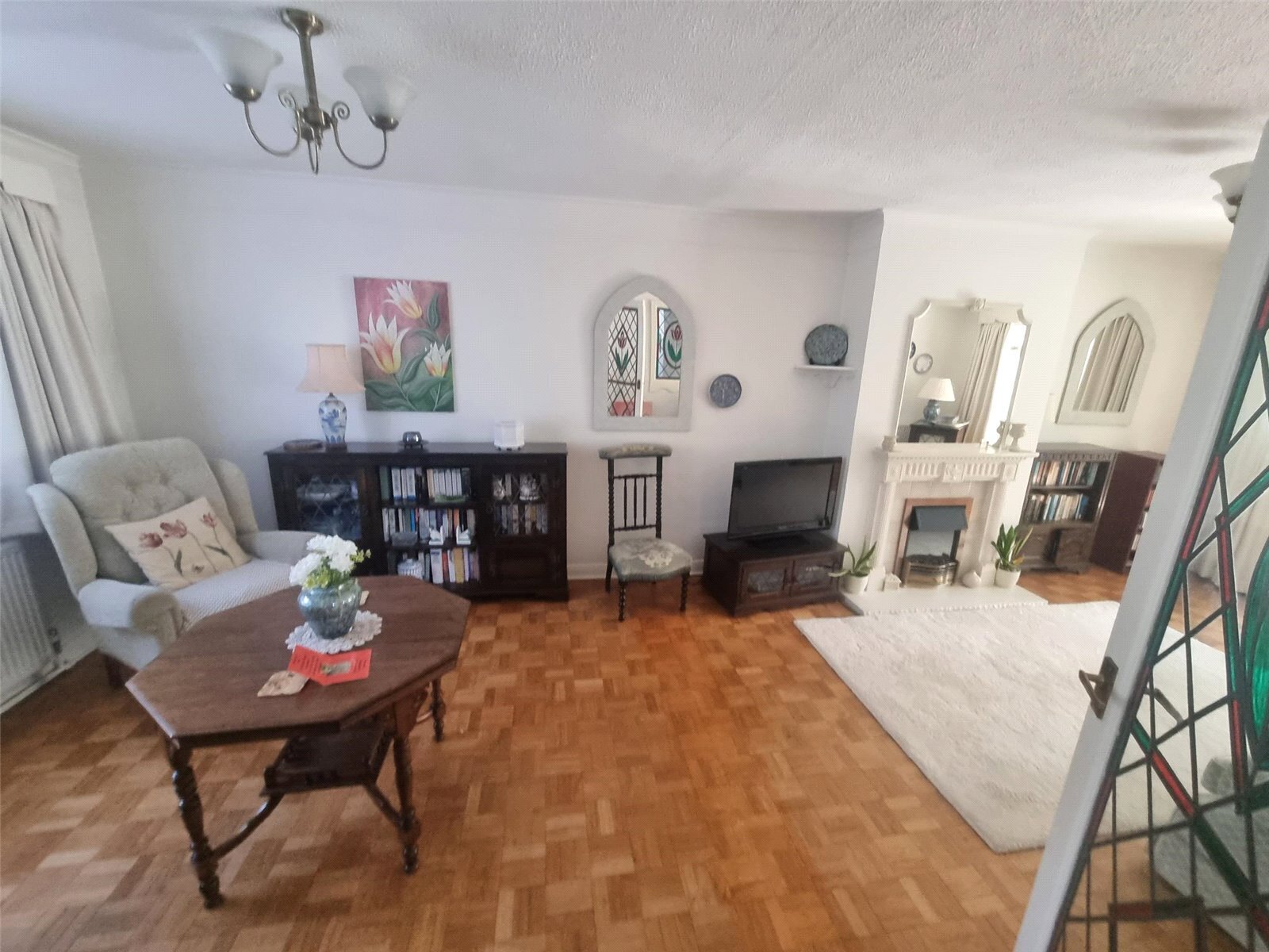 Kingswood Crescent, Rayleigh, Essex, SS6 Image 6