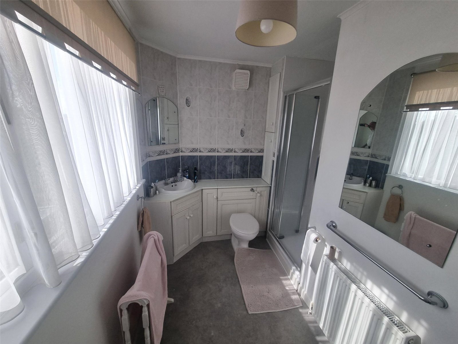 Kingswood Crescent, Rayleigh, Essex, SS6 Image 9