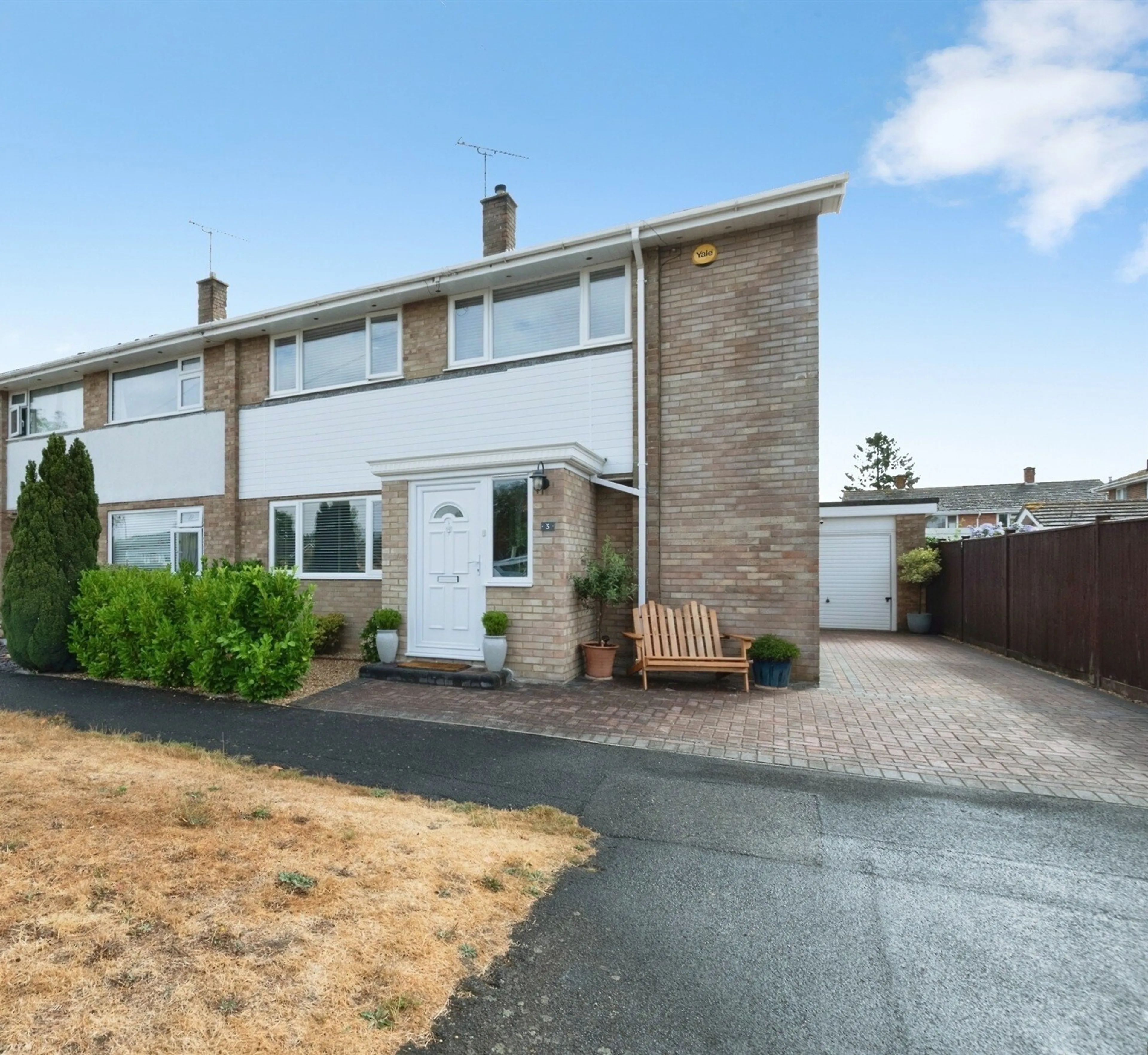 Property photo 0
