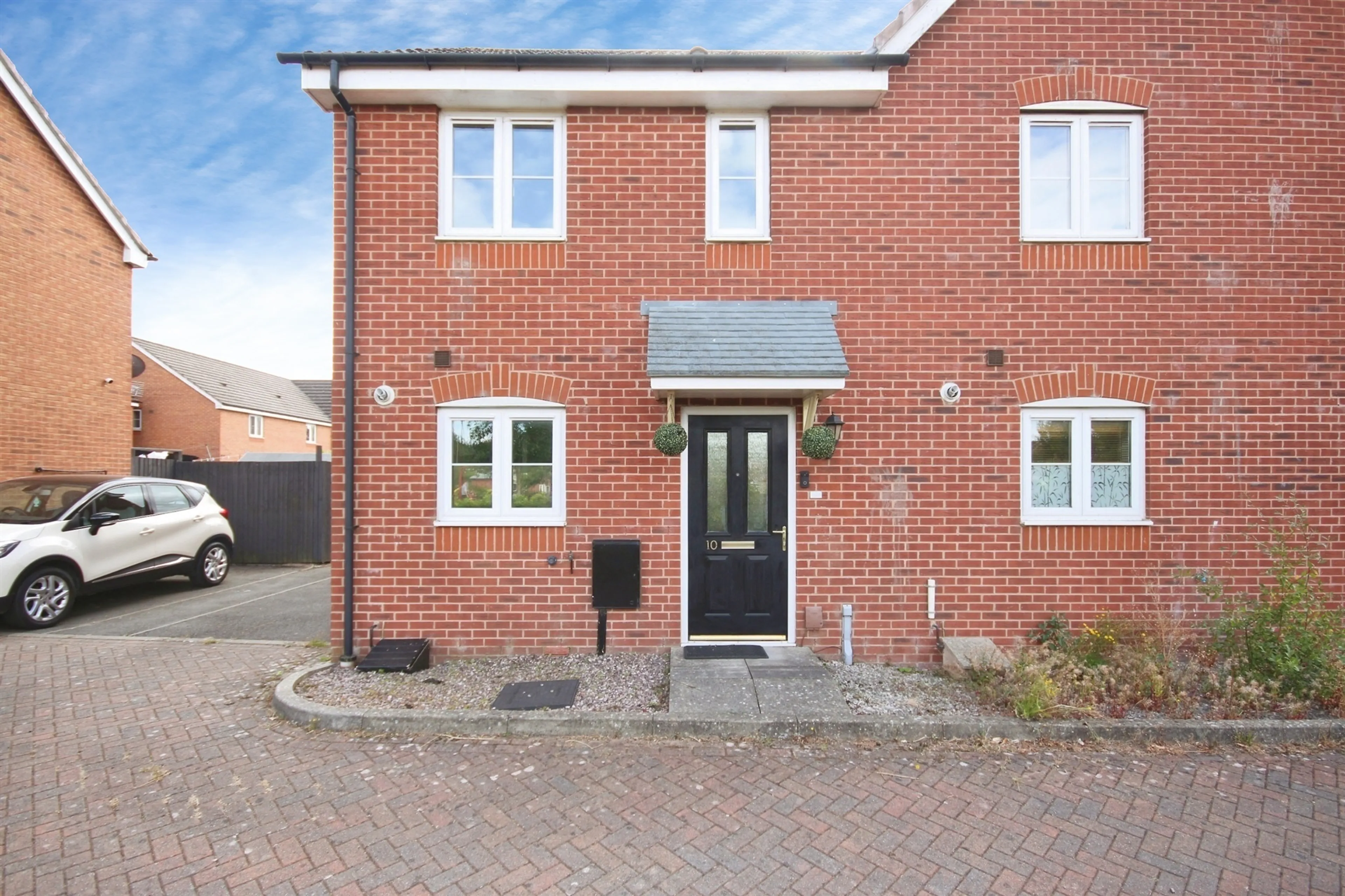 Property photo 0