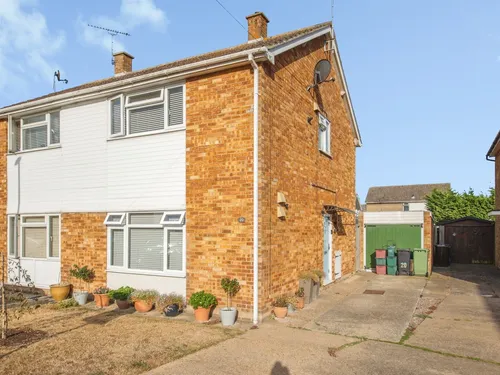 James Gardens, St. Osyth, Clacton-On-Seaphoto