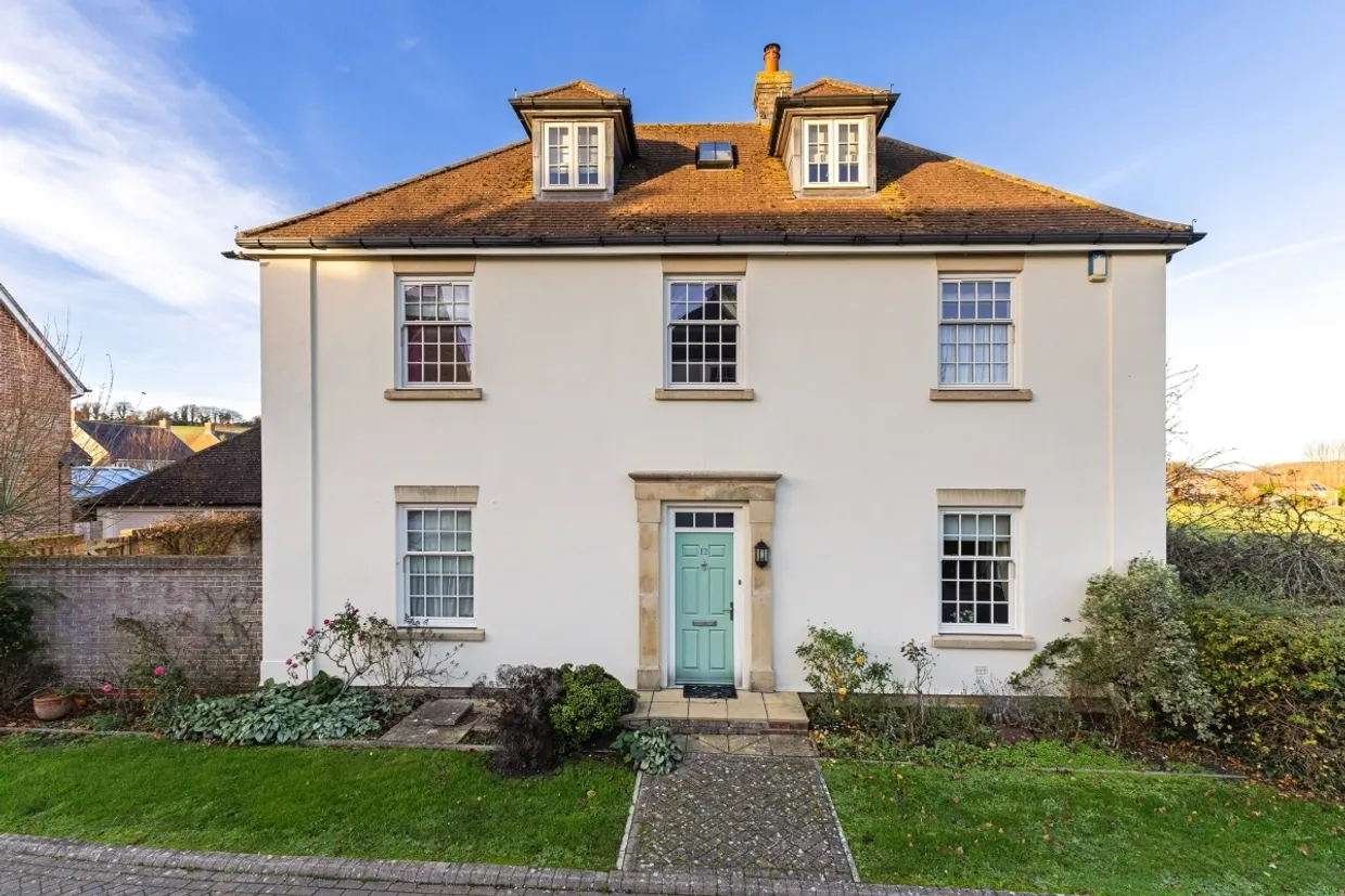 Quinton Place Warminster BA12 photo 1