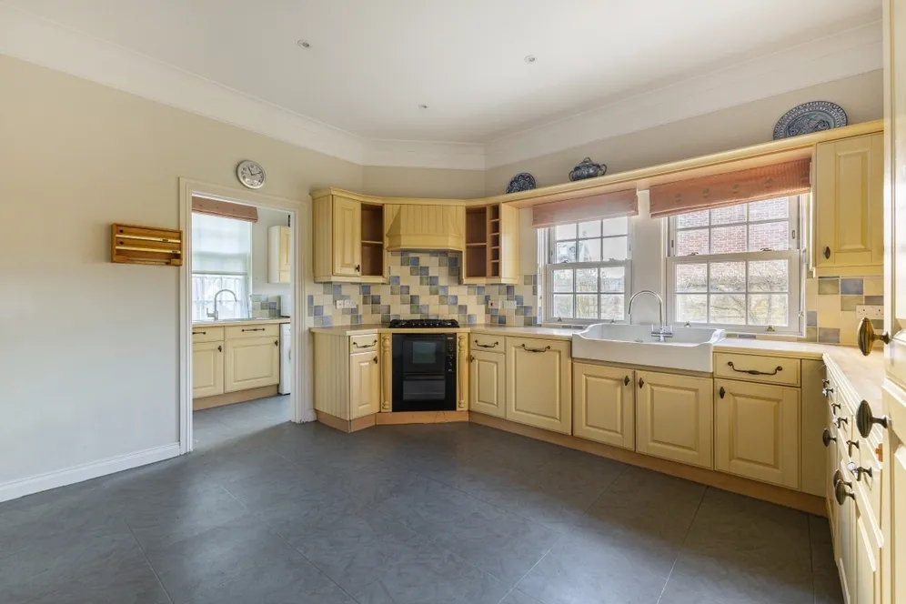 Quinton Place Warminster BA12 photo 5