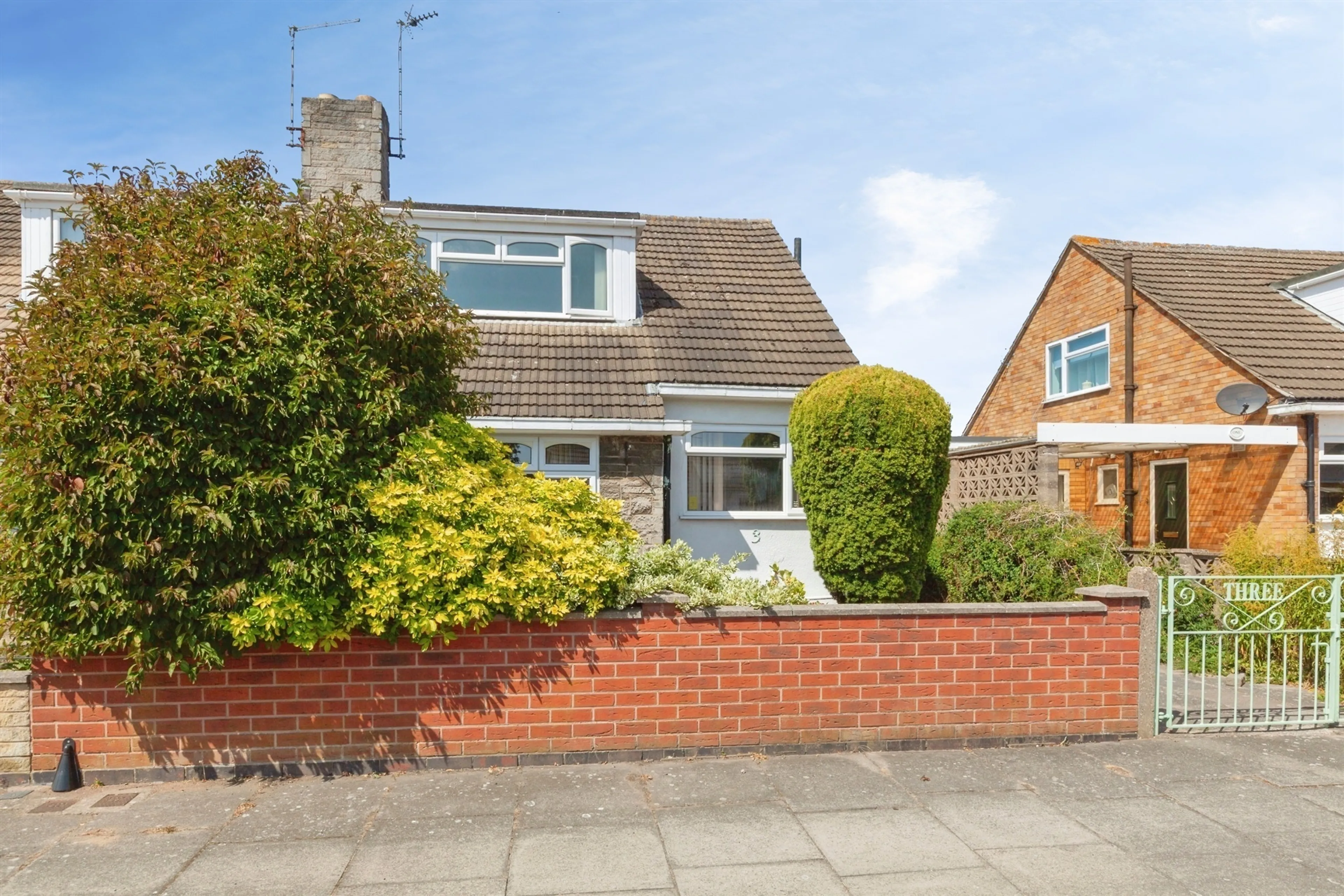 Property photo 0