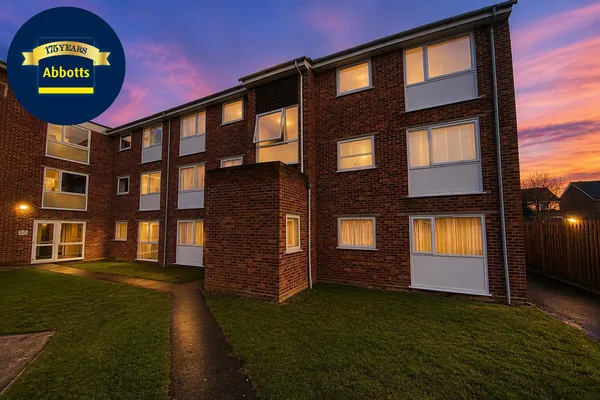 Snowdrop Close, Springfield - CM1