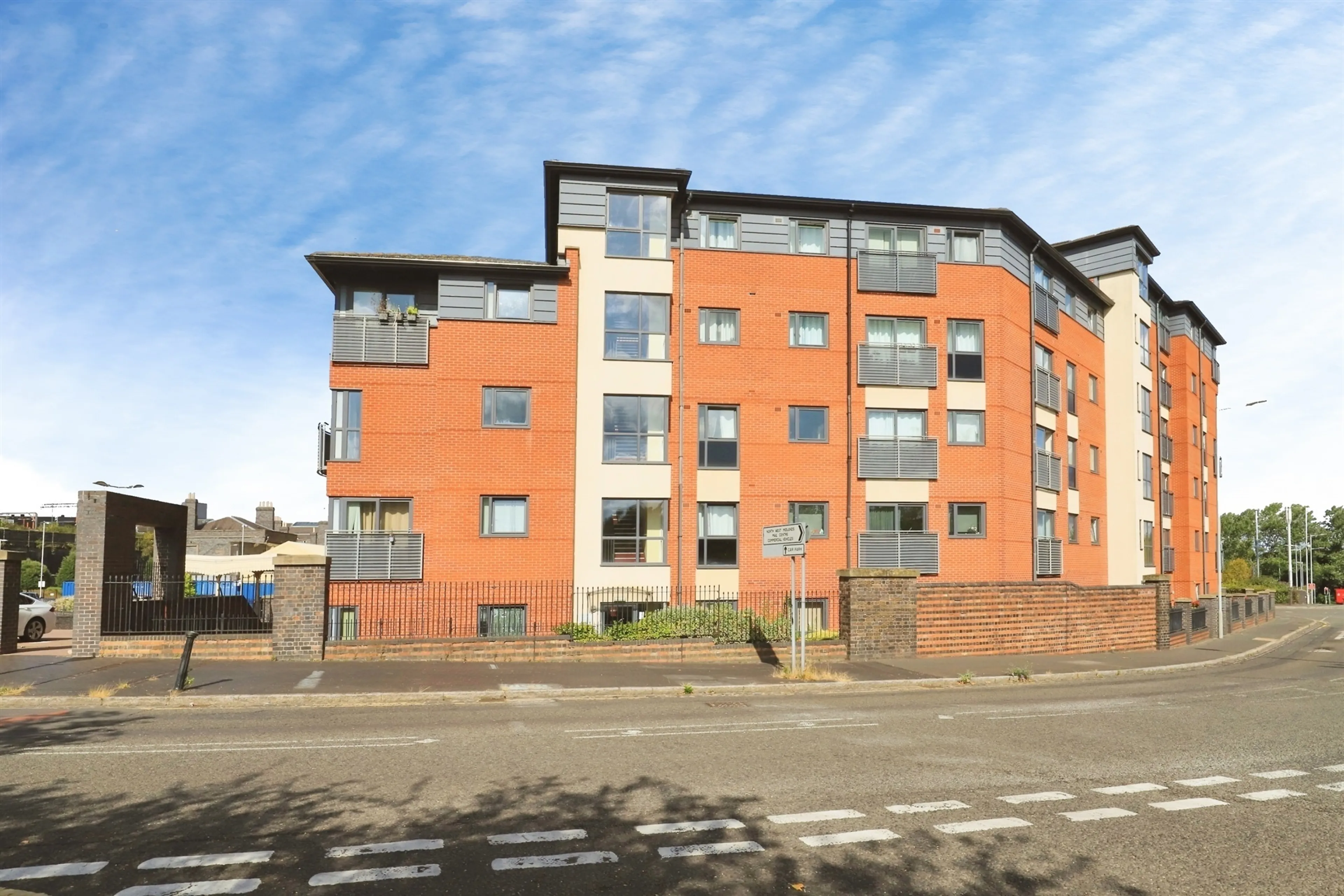 Property photo 0