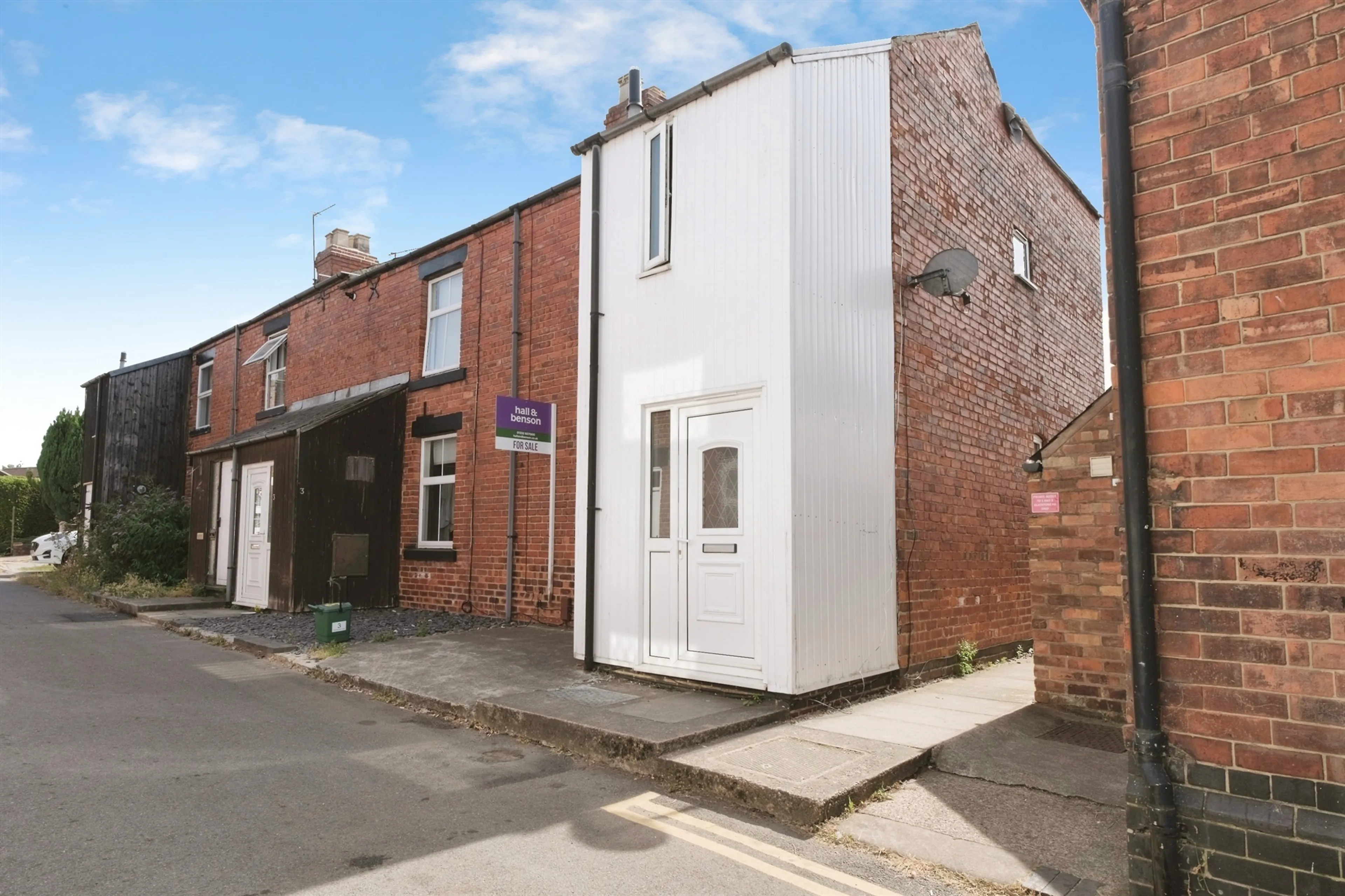Property photo 0