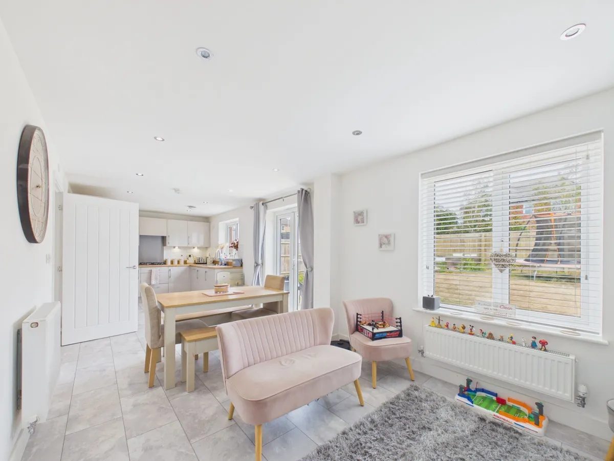 Railway Road, Rhoose, CF62