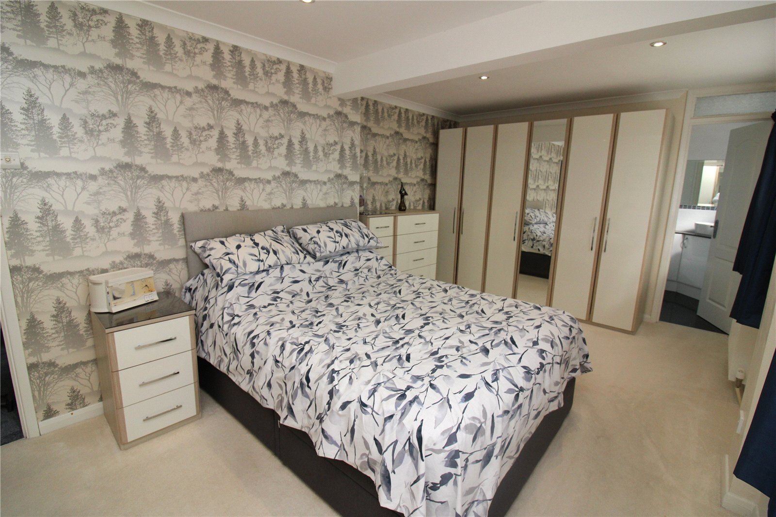 Sunbury Court, Fareham, Hampshire, PO15 Image 5