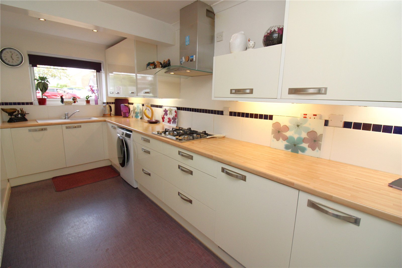Sunbury Court, Fareham, Hampshire, PO15 Image 10