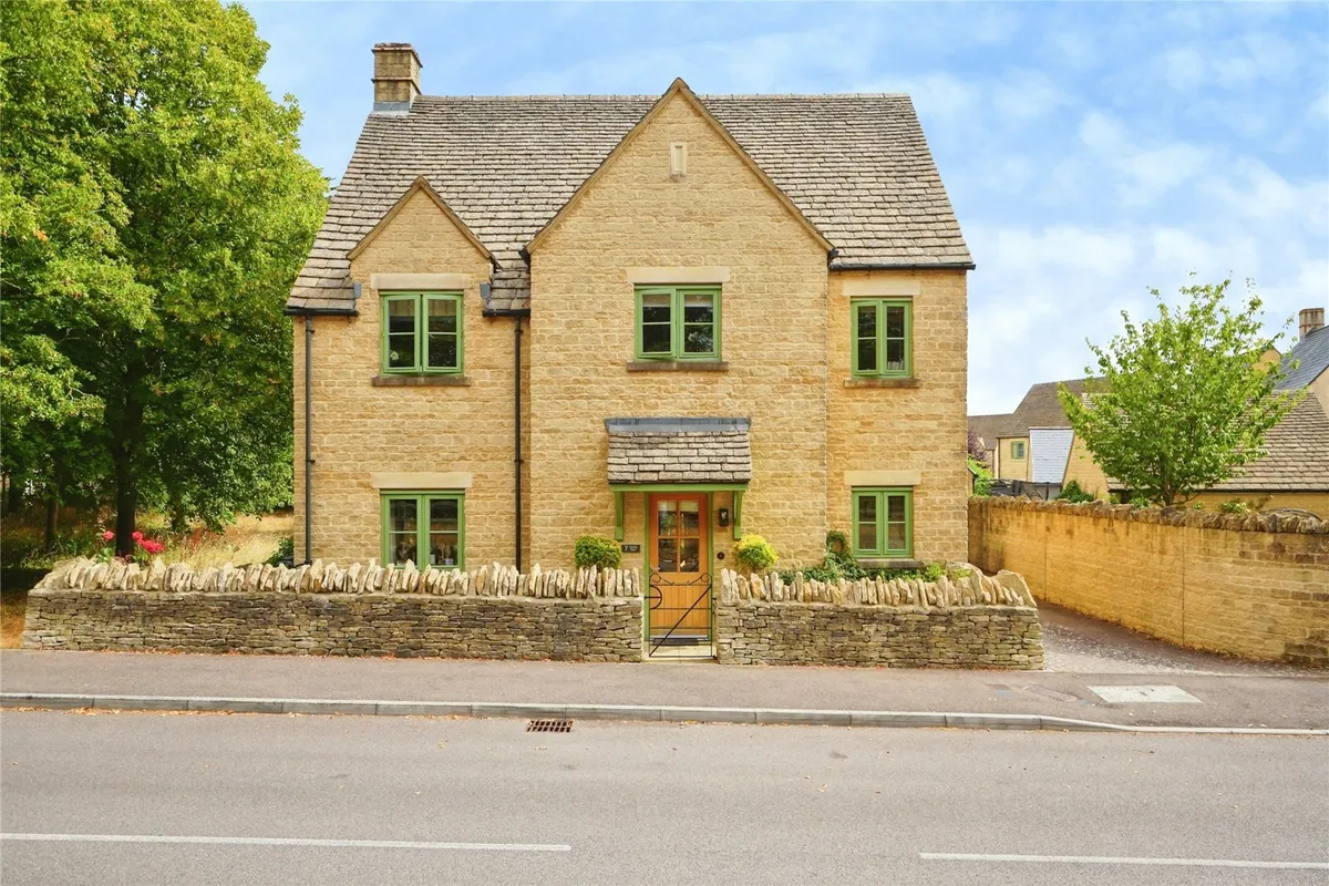 Delfin Way, Upper Rissington, Cheltenham, Gloucestershire, GL54