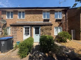 Yew Grove, WELWYN GARDEN CITY photo