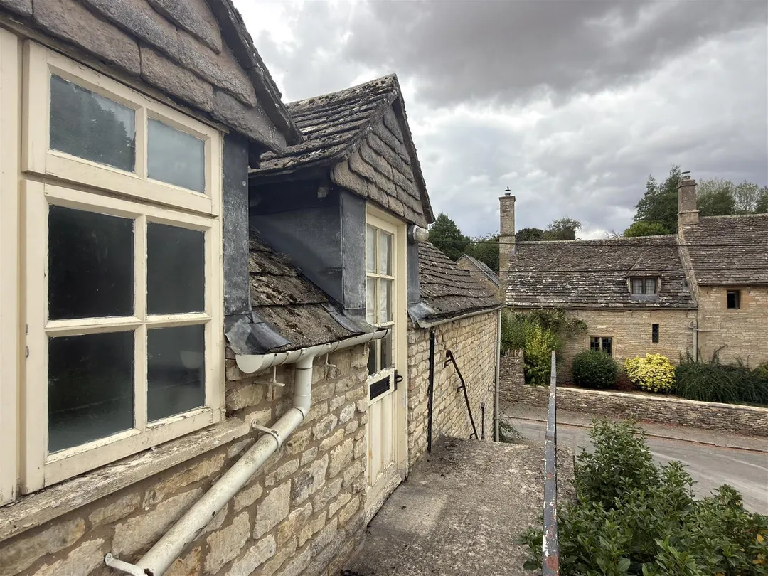 https://mr0.homeflow-assets.co.uk/files/photo/image/48120/6114/_x_/4od9UcnVKU6HqGvBsa8odQ.jpg