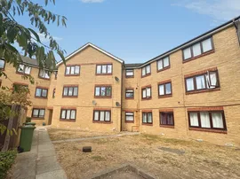 Turnors, HARLOW photo