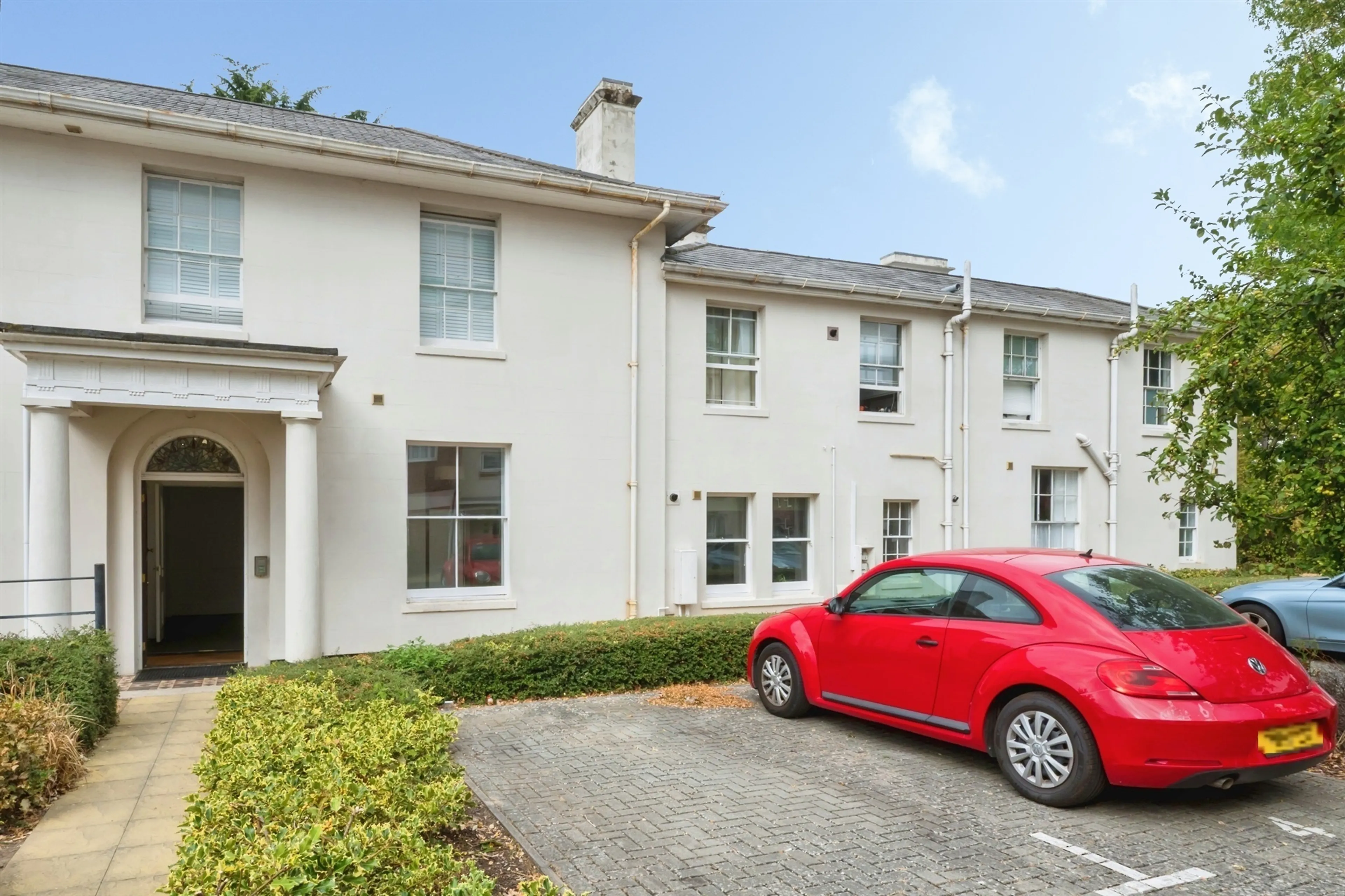 Property photo 0