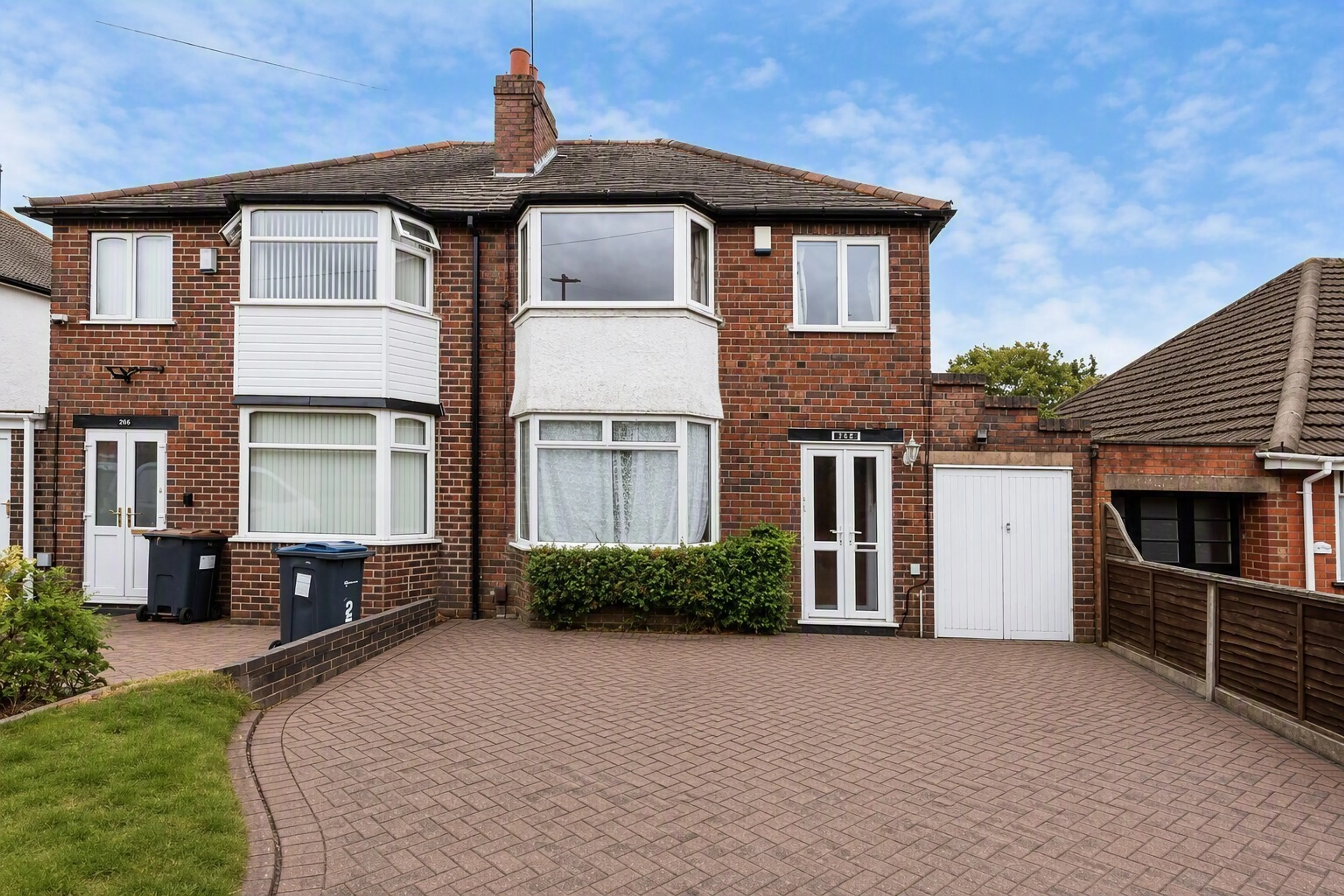 Property photo 0