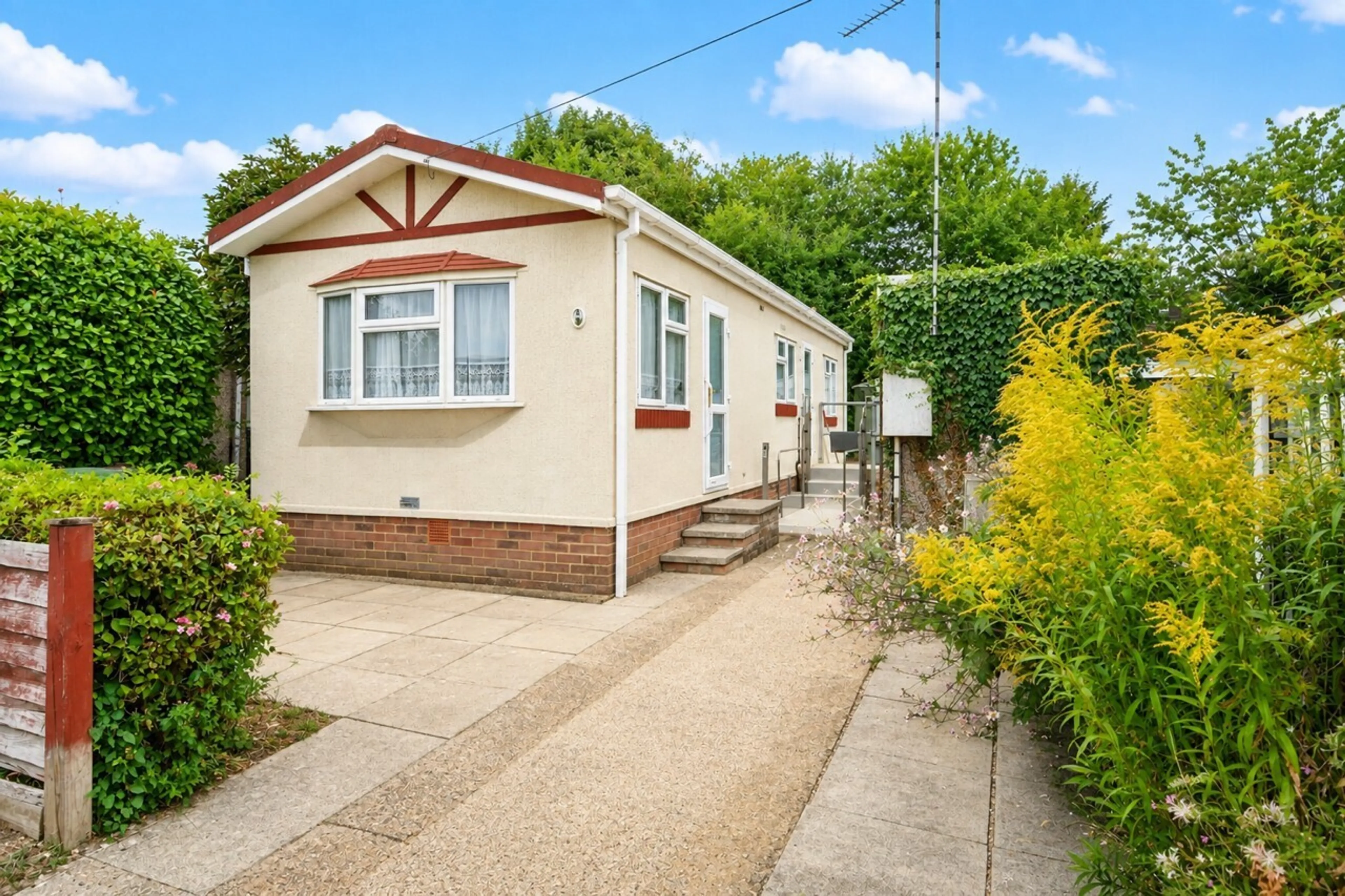 Property photo 0