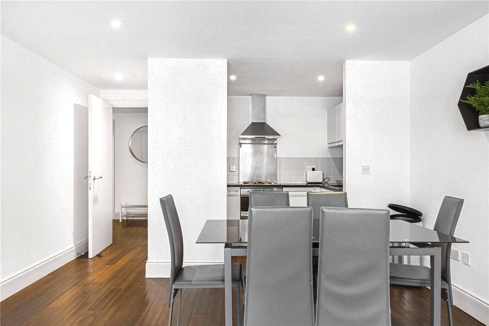 Leyden Street, London, E1 Image 6
