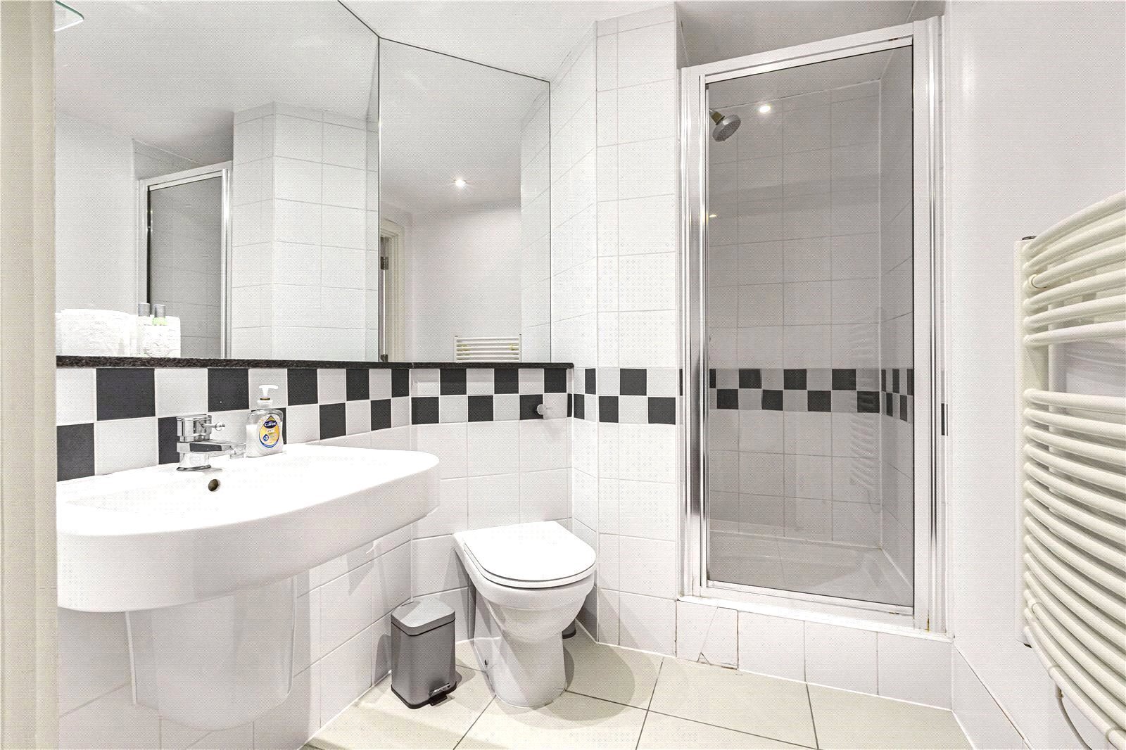 Leyden Street, London, E1 Image 11