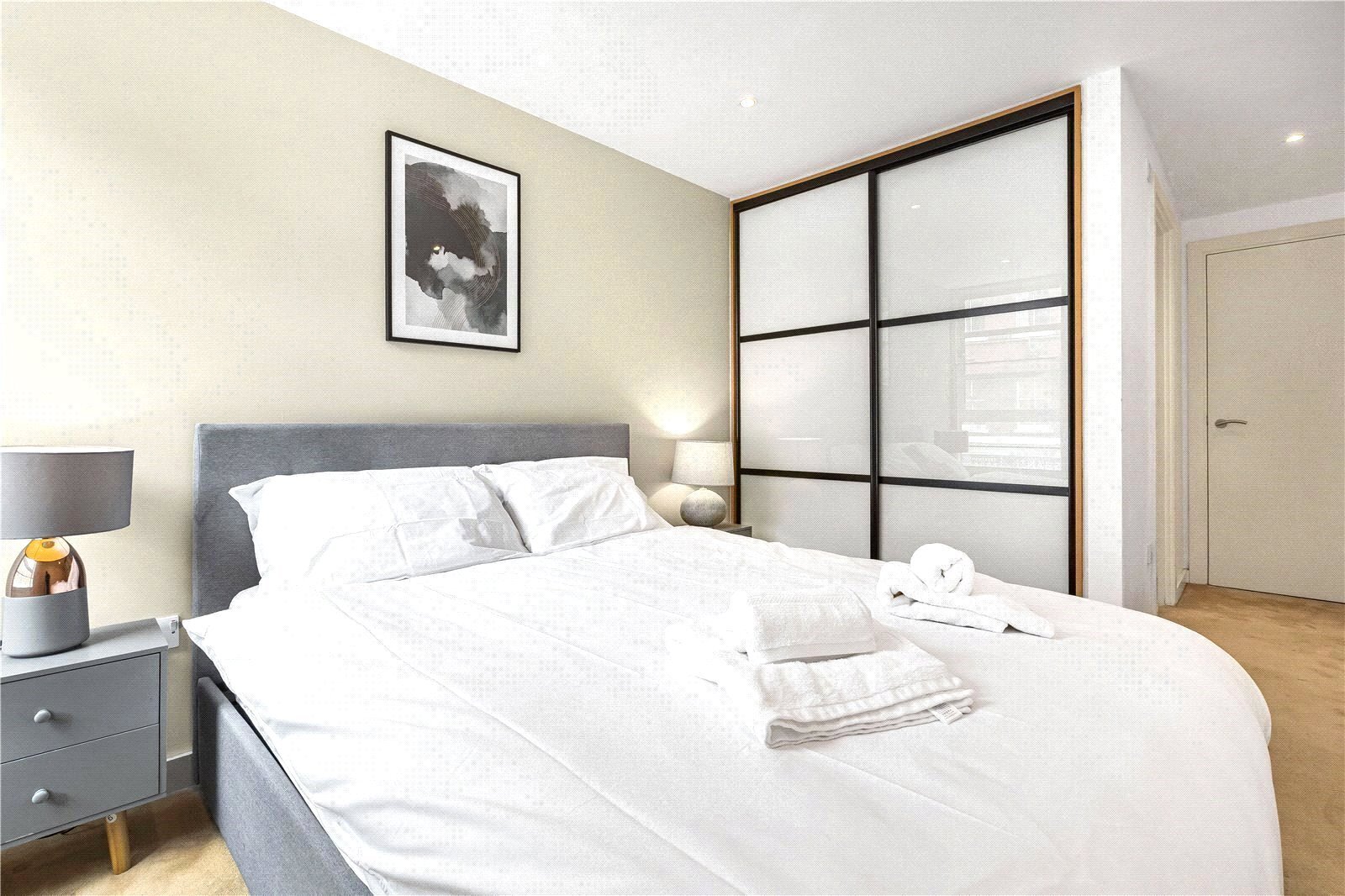 Leyden Street, London, E1 Image 13